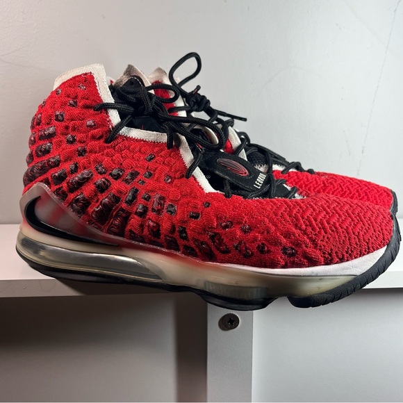 nike lebron 17 university red men's basketball shoe